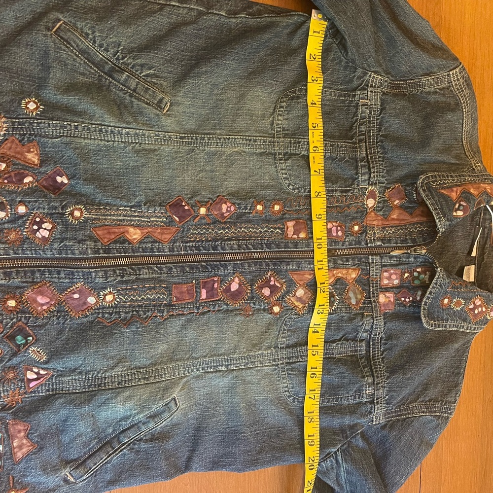 Vintage Chico's Embellished Art to Wear Denim Jacket Size 1 (medium) - Picture 7 of 8